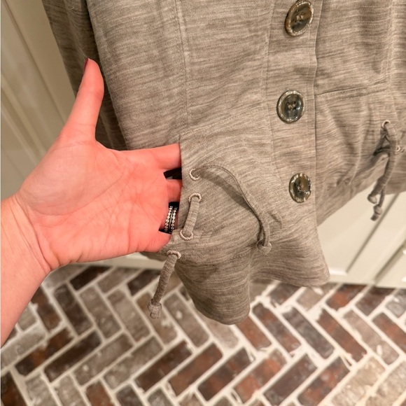 Escada Sport Tan Jacket with Cream Fur! Size 36 (small) - Picture 4 of 9